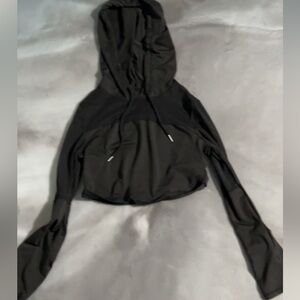 Black workout top size medium